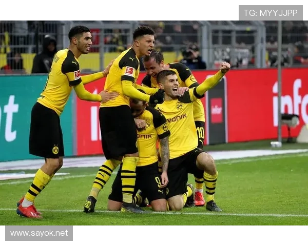 多特蒙德防线一再崩盘,问题真出在防守吗? 多特蒙德防线一再崩盘,问题真出在防守吗?